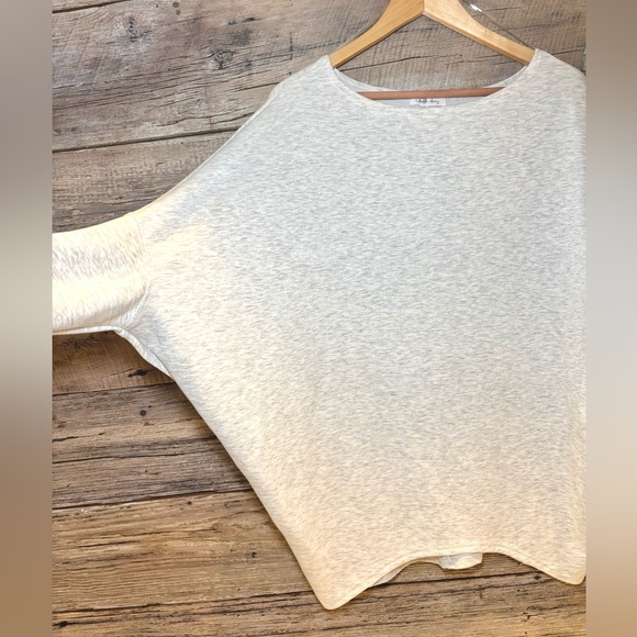 Charlotte Avery Boatneck Scuba Dolman Sleeve Knit Top in Off-White / Ash Grey - Picture 2 of 7